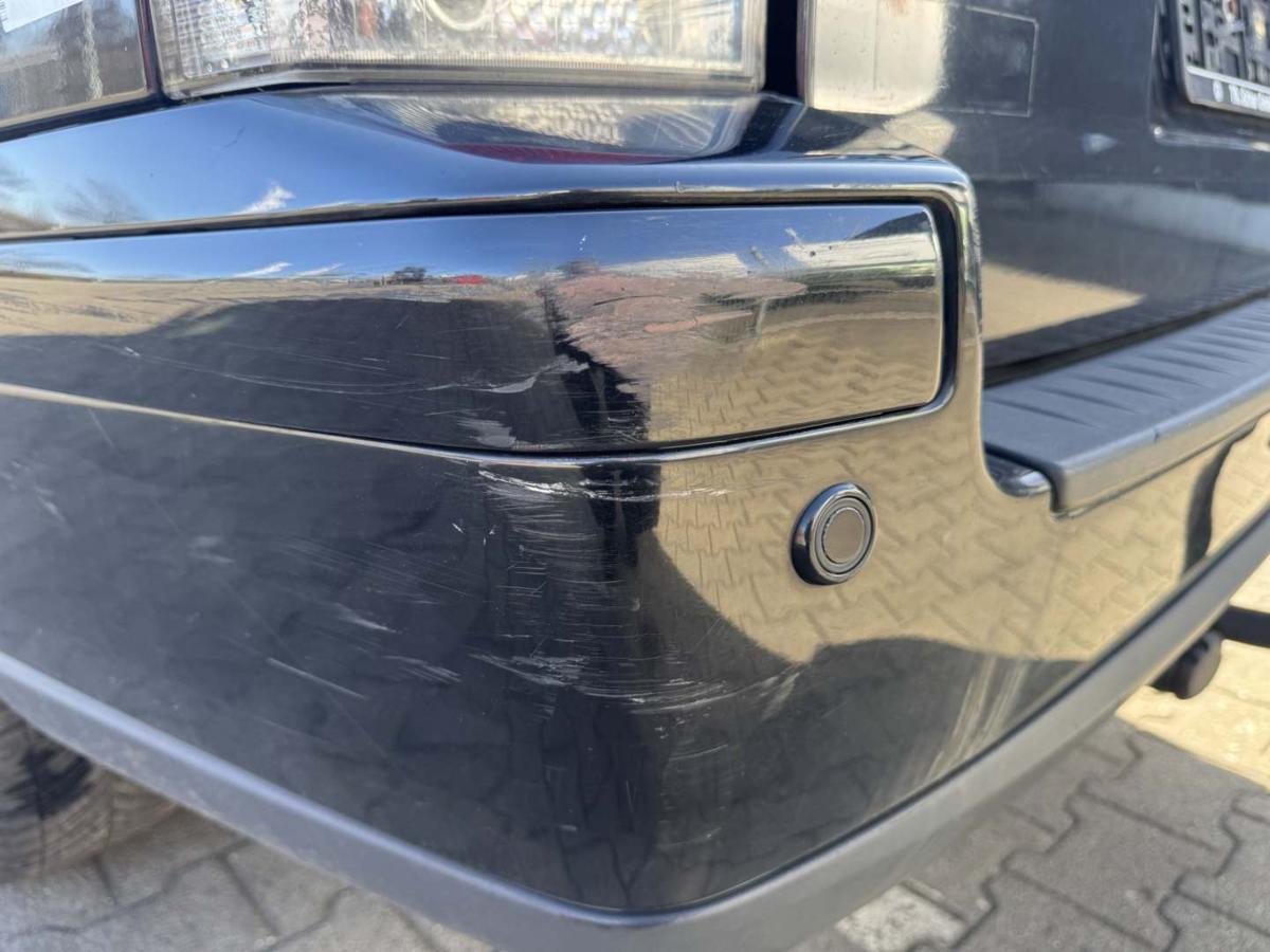 Volvo V70 2 BJ06 original Sto&szlig;stange Sto&szlig;f&auml;nger hinten 01900 Black Stone